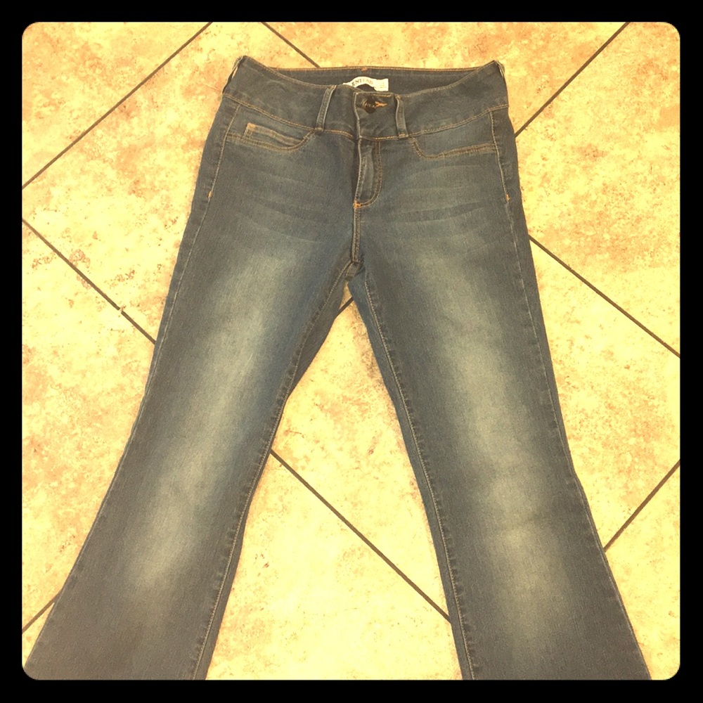 Just fab butt lifting slim bootcut jeans.